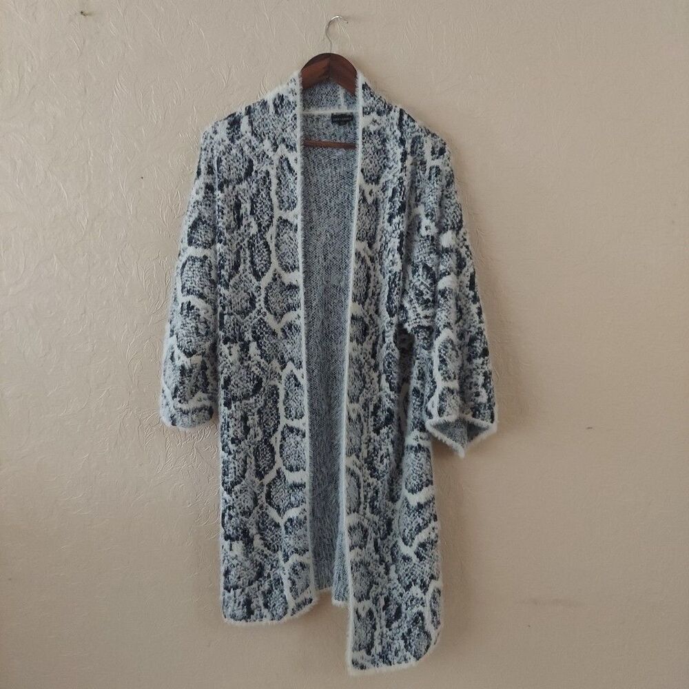 Black White Reptile Print Soft Fuzzy Open Front Duster Cardigan Wide 3/4 Sleeves